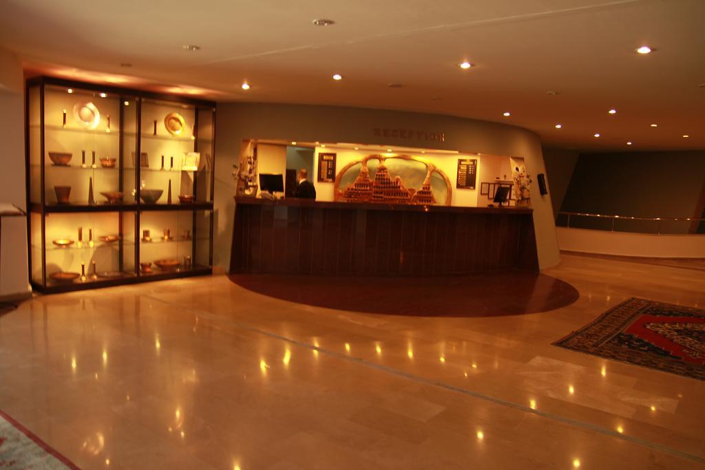 Peri Tower Hotel Nevşehir Kültér fotó